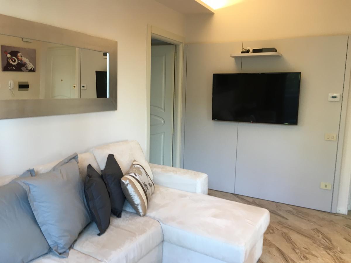 Sunset Apartment Сирмионе Экстерьер фото