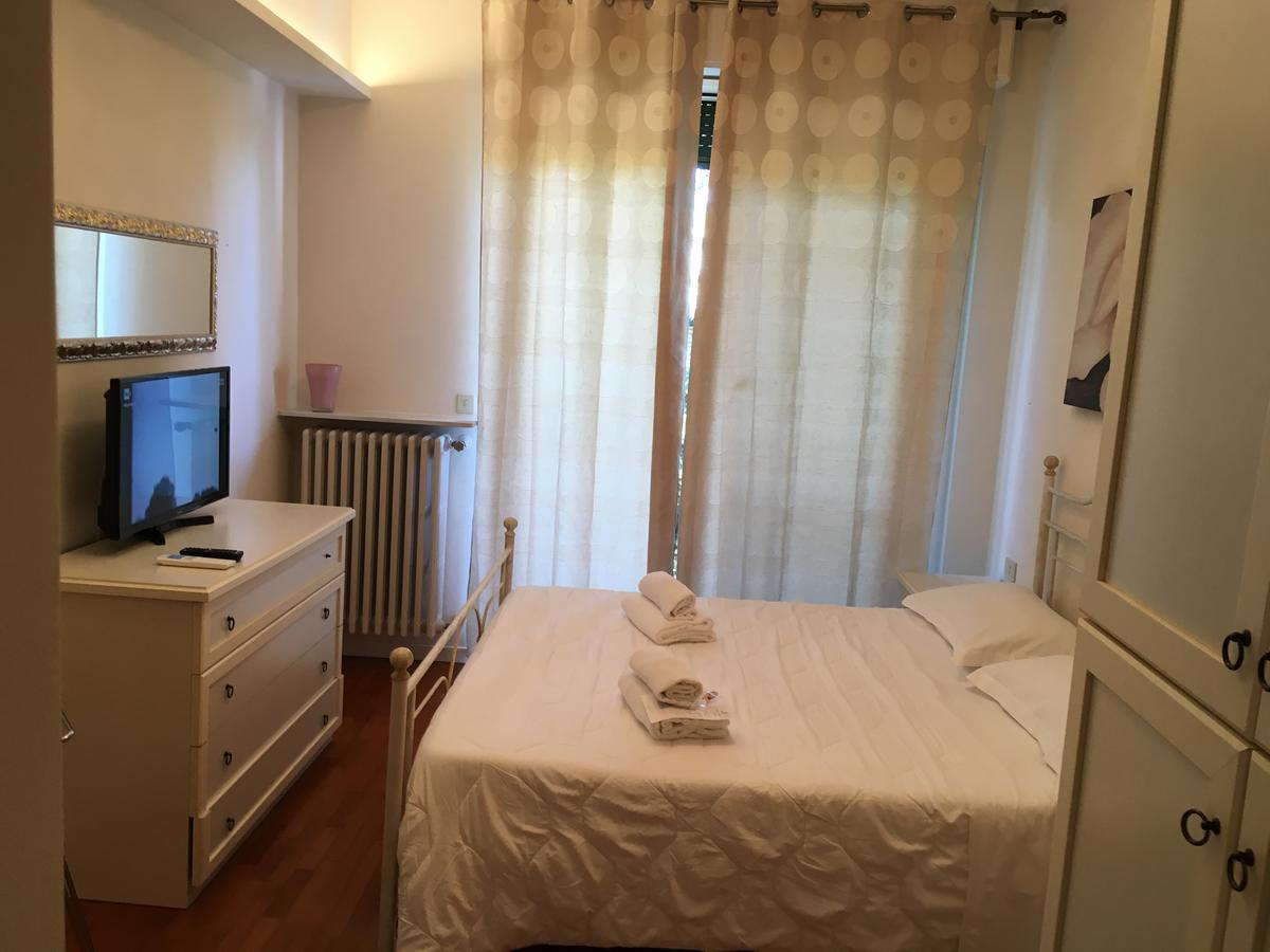 Sunset Apartment Сирмионе Экстерьер фото