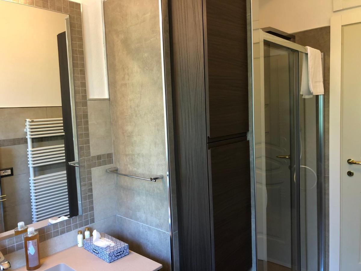 Sunset Apartment Сирмионе Экстерьер фото